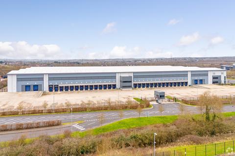 Warehouse to rent, Roman Av Leicester LE3 8JT