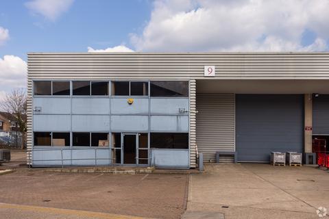 Warehouse to rent, Perth Ave Slough SL1 4XX