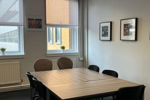 Office to rent, East Tyndall St Cardiff CF24 5GT