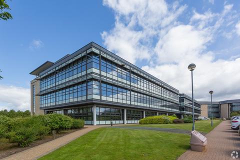 Office to rent, 3 Redheughs Av Edinburgh EH12 9RH