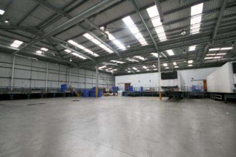 Warehouse to rent, Princemead Pl Manchester M17 1PN