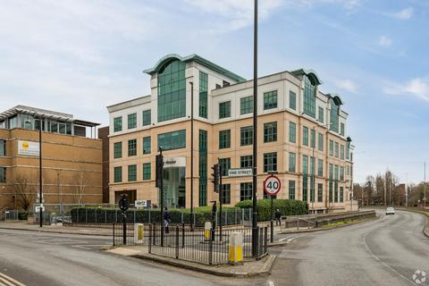 Office to rent, 11 Vine St Uxbridge UB8 1QE