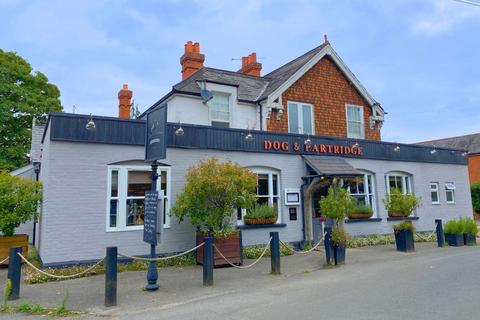 Retail property (high street) for sale, 92 Upper Village Rd Ascot SL5 7AQ