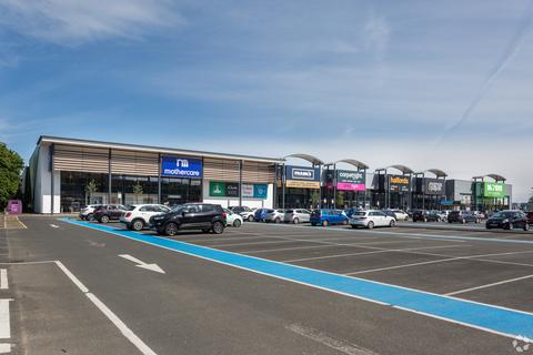 Retail property (high street) to rent, Team Vly Gateshead NE11 0BD