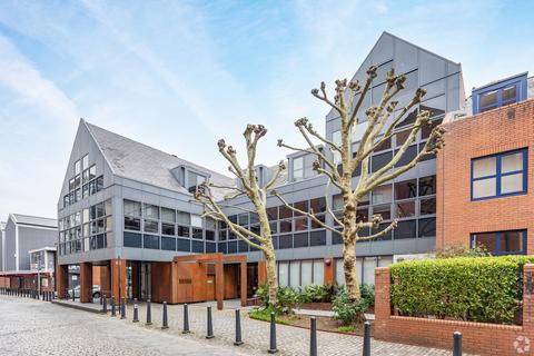 Office to rent, Welsh Back Bristol BS1 4SB