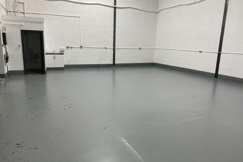 Warehouse to rent, Cawdor St Manchester M30 0QR