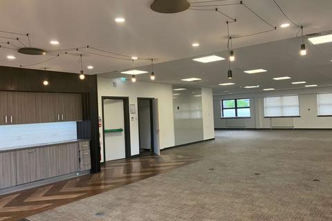 Office to rent, Berkeley St Glasgow G3 7HR