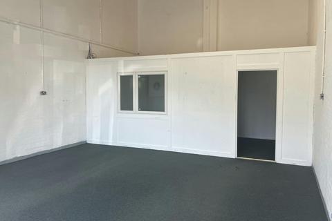 Warehouse to rent, 18-44 Benedict Sq Peterborough PE4 6GD
