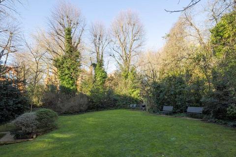 Retail property (high street) for sale, 15 Akenside Rd London NW3 5BT
