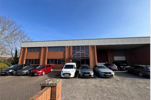 Warehouse to rent, Cribbs Causeway Bristol BS10 7TT