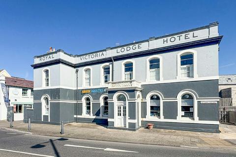 Pub to rent, Victory Rd Portland DT5 1FE