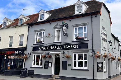 Pub for sale, 54 Cheap St Newbury RG14 5BX