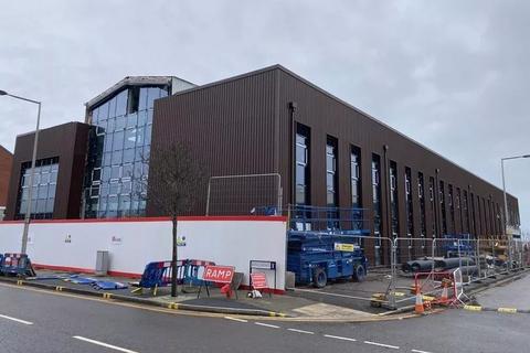 Office to rent, Kings Rd Swansea SA1 8AJ