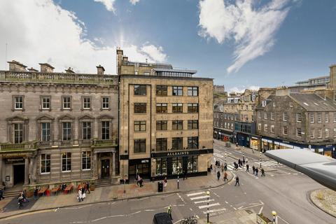 Office to rent, 67 George St Edinburgh EH2 2JG
