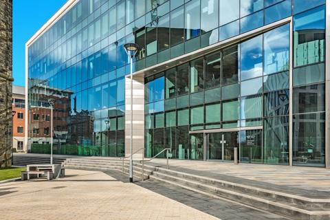 Office to rent, 10 Wellington Pl Leeds LS1 4AP