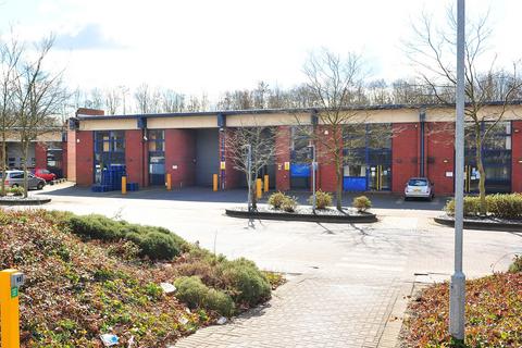 Warehouse to rent, Birmingham Airport Birmingham B26 3QD