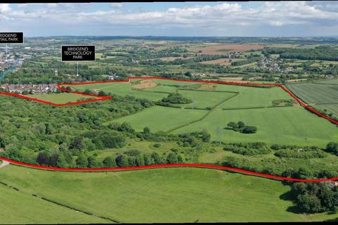 Land for sale, New Inn Rd Bridgend CF31 3LG