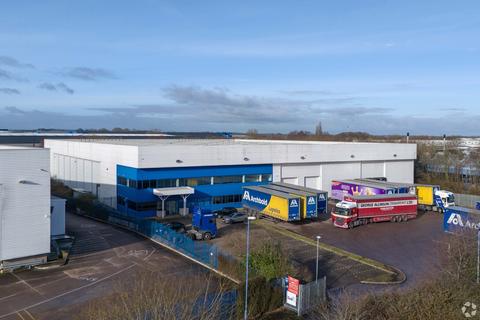 Warehouse to rent, Headway Rd Wolverhampton WV10 6PZ