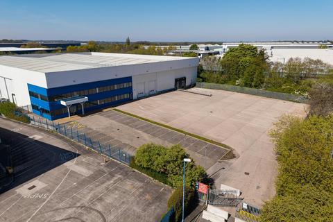 Warehouse to rent, Headway Rd Wolverhampton WV10 6PZ