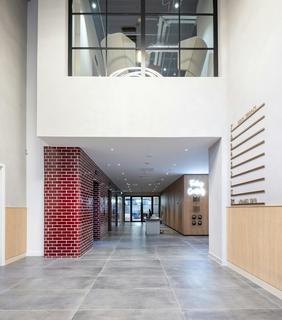 Office to rent, 5 Cadogan St Glasgow G2 6AT