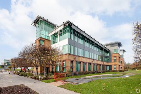 Office to rent, 7 New Sq Feltham TW14 8HA