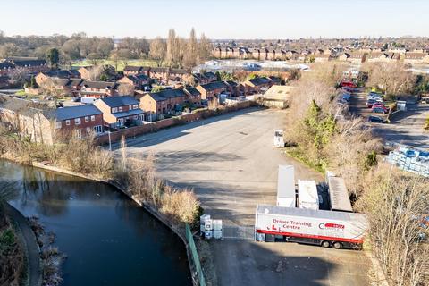 Land to rent, 22 Threadneedle St Coventry CV6 5NX