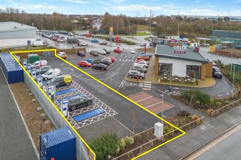 Mixed use for sale, 147 Hedon Rd Hull HU9 1AY