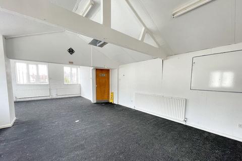 Industrial unit for sale, 28 Fairview Av Wallasey CH45 4RF