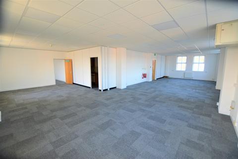 Office to rent, Hornbeam Sq N Harrogate HG2 8PB