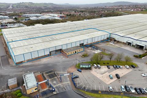 Warehouse to rent, Walker Industrial Estate, Walker Rd Blackburn BB1 2QE