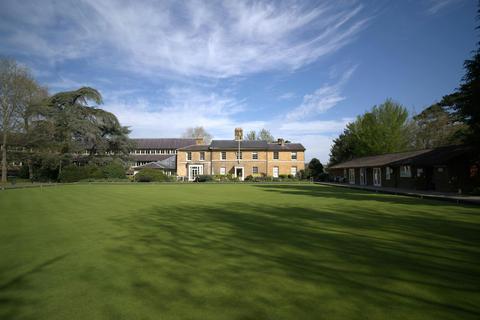 Office to rent, Pegs Ln Hertford SG13 8EQ