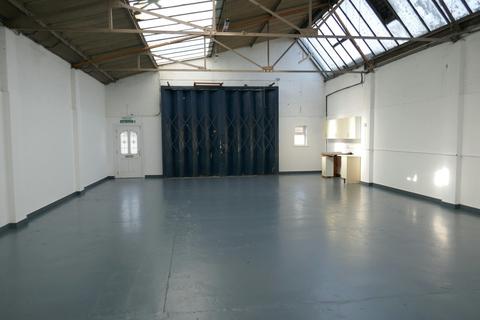 Warehouse to rent, The Fairway Harlow CM18 6LY