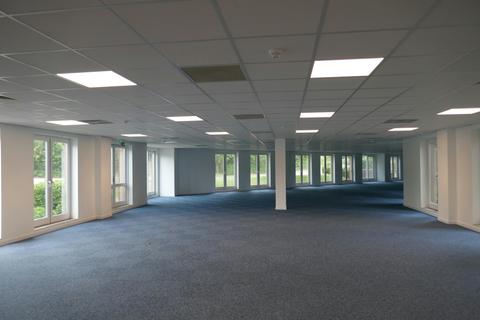 Office to rent, Basing Vw Hertford SG13 7TZ
