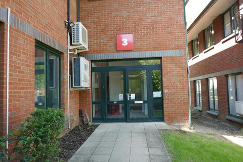 Office to rent, 1-3 Watermark Way Hertford SG13 7TZ