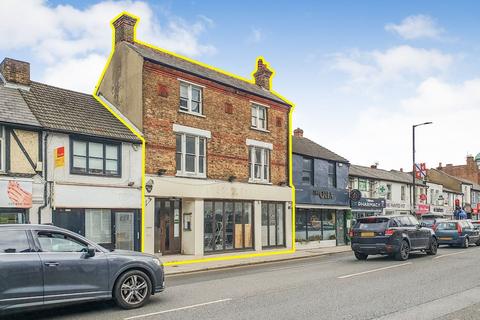 Retail property (high street) for sale, 196 High St Barnet EN5 5SZ