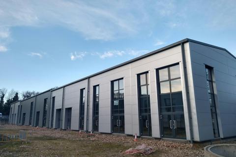 Warehouse to rent, Fishponds Rd Wokingham RG41 2GZ