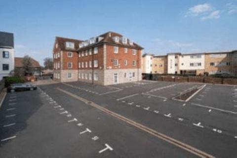 Office to rent, 124 Bridge Rd Chertsey KT16 8LH