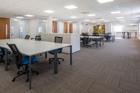 Office to rent, 124 Bridge Rd Chertsey KT16 8LH