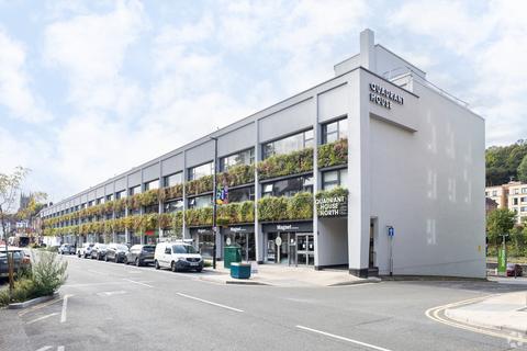 Office to rent, 31-65A Croydon Rd Caterham CR3 6PD