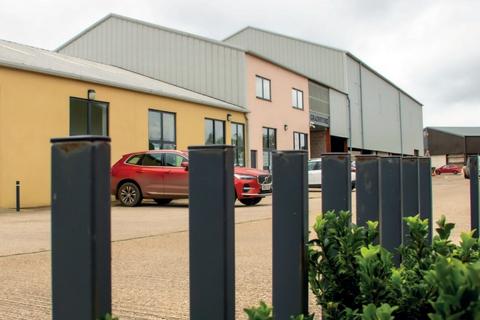 Distribution warehouse to rent, Shaftesbury Ln Blandford Forum DT11 7EG