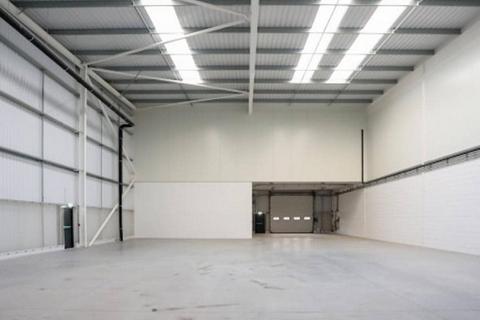 Warehouse to rent, Trafford Gate Manchester M41 7NF