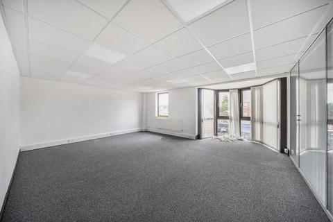 Office to rent, 58 Station Rd Harrow HA2 7SA