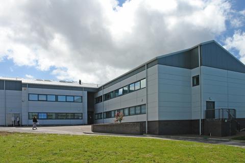 Research & development facility to rent, William St Gateshead NE10 0JP