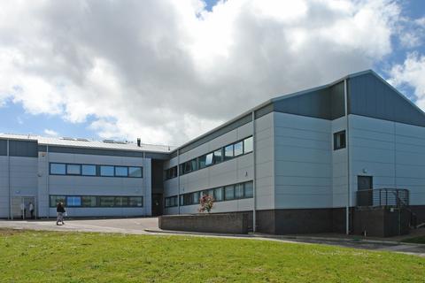 Research & development facility to rent, William St Gateshead NE10 0JP