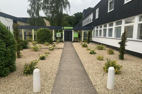 Office to rent, Lynchborough Rd Liphook GU30 7SB