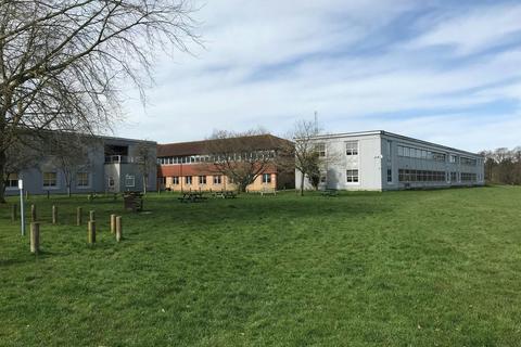 Office to rent, Penns Pl Petersfield GU31 4EX