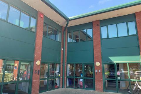 Office to rent, Bedford Rd Petersfield GU32 3QF