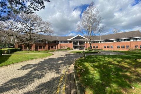 Office to rent, Grange Dr Southampton SO30 2AF