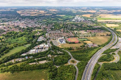 Warehouse to rent, Bar End Rd Winchester SO23 0PX