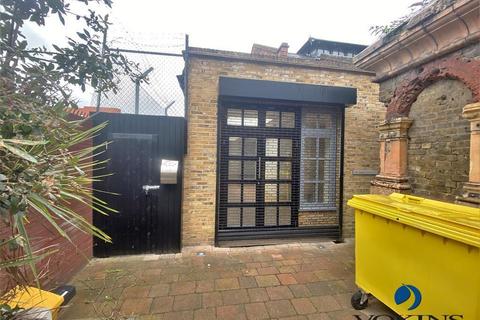 Office to rent, Pump Aly Brentford TW8 0AP